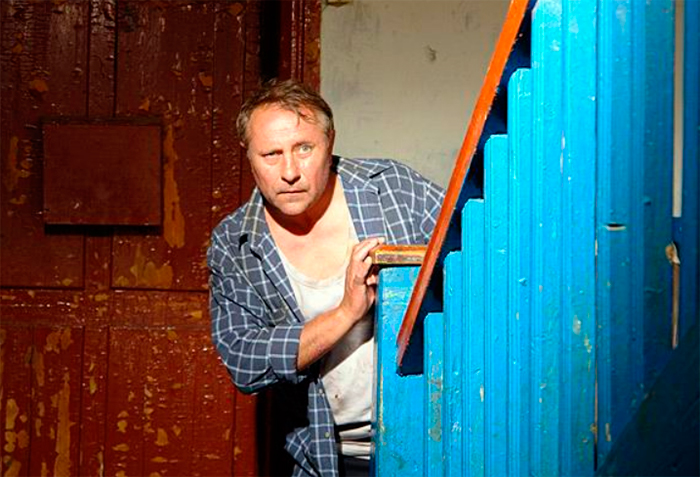 кадр А счастье где-то рядом 6