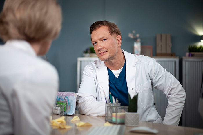 кадр Акушер 2 сезон 5