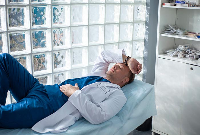 Кадр из сериала Акушер кадр Акушер 9