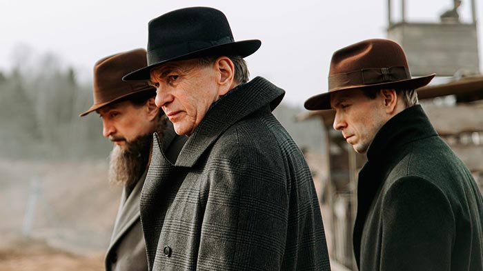 Кадр из сериала Атом кадр Атом 7