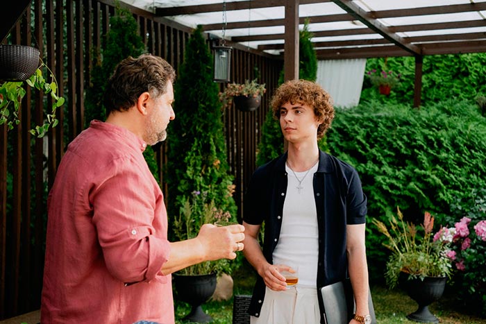 кадр Бедные смеются, богатые плачут 2 сезон 4