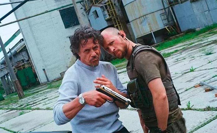 Кадр из сериала Брюс кадр Брюс 2