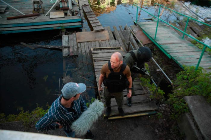 Кадр из сериала Брюс кадр Брюс 4