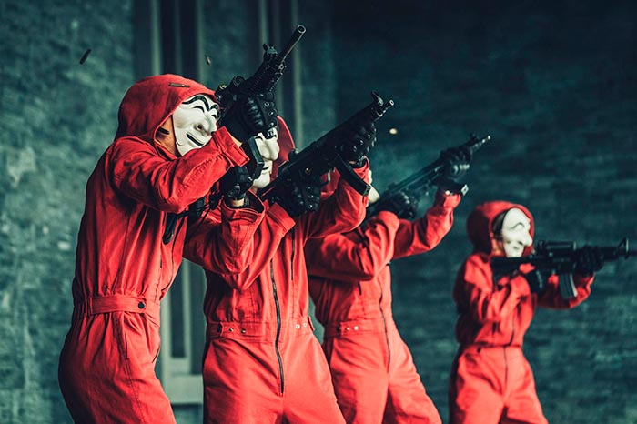 Кадр из сериала Бумажный дом: Корея кадр Бумажный дом: Корея 8