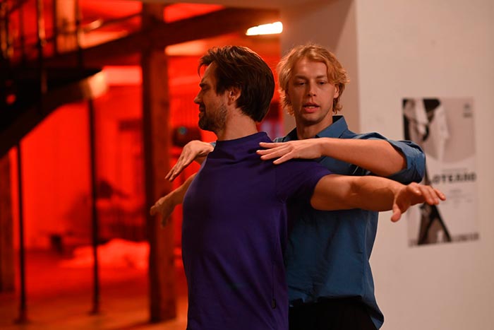 Кадр из сериала Ча-ча-ча кадр Ча-ча-ча 9