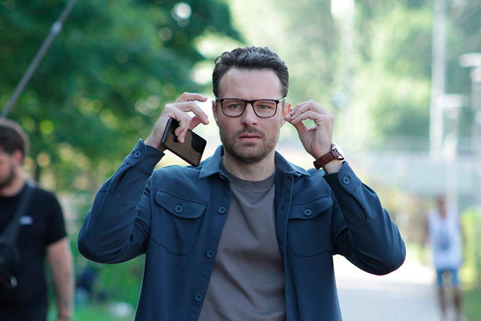 Кадр из сериала Человек из дома напротив кадр Человек из дома напротив 2