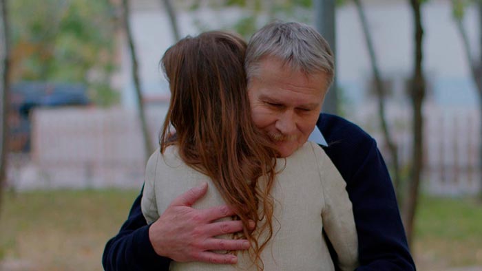 Кадр из сериала Чужая семья кадр Чужая семья 6