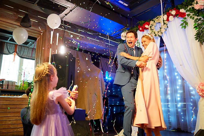 кадр Далекая и близкая 6