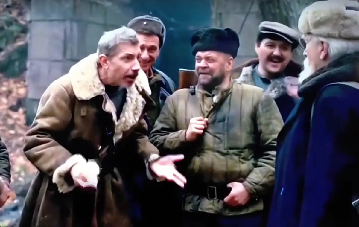 Кадр из сериала Дед Морозов 2 кадр Дед Морозов 2 10