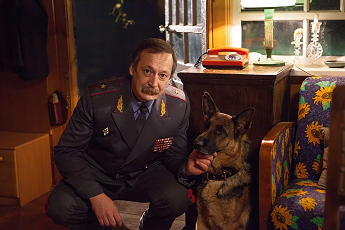 Кадр из сериала Деньги кадр Деньги 6