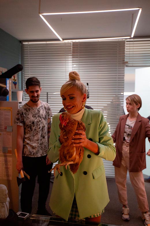 кадр Девушки с Макаровым 4 сезон 8