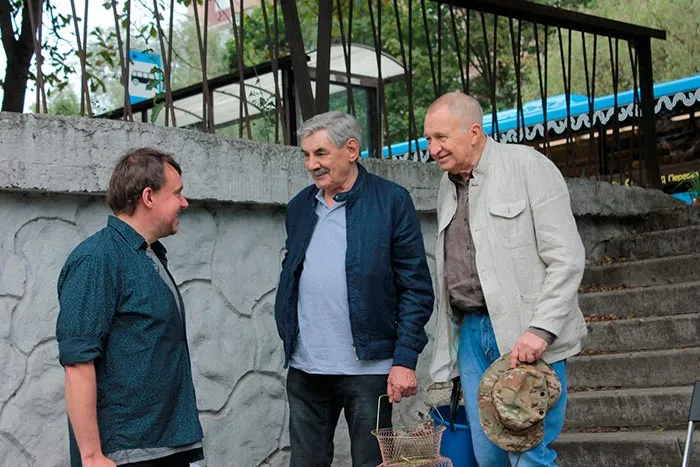 кадр Динозавр 3 сезон 4