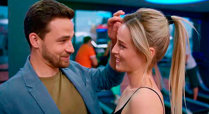 Кадр из сериала Дом с чужими тайнами кадр Дом с чужими тайнами 9