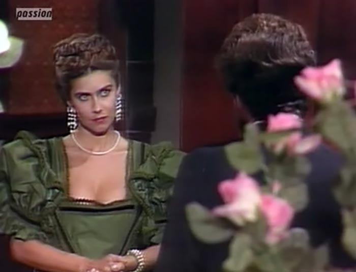 Кадр из сериала Донна Бейжа кадр Донна Бейжа 10