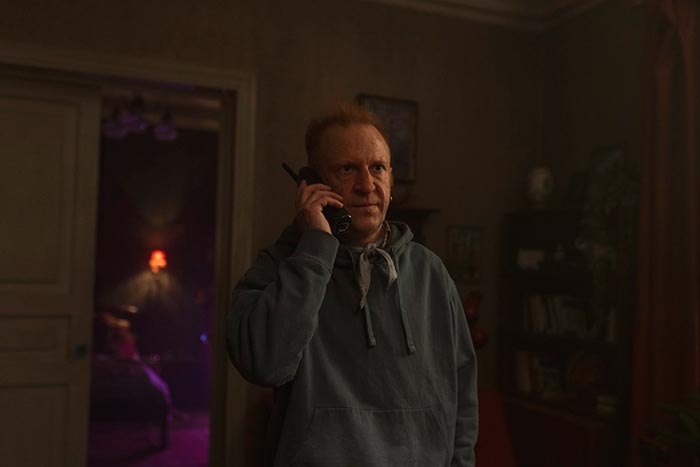 Кадр из сериала Дорогой родственник кадр Дорогой родственник 2