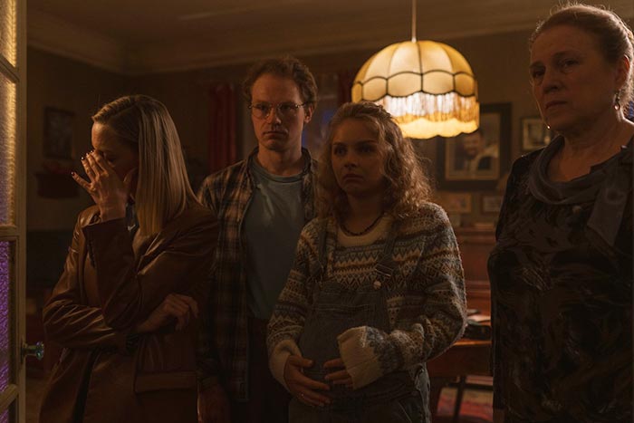 Кадр из сериала Дорогой родственник кадр Дорогой родственник 8