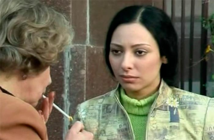 кадр Две судьбы 3 сезон. Золотая клетка 6