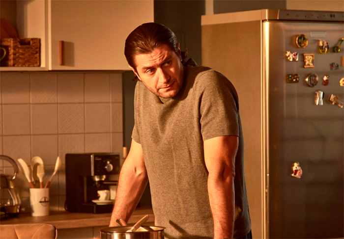 Кадр из сериала Двойная жизнь Ми кадр Двойная жизнь Ми 7