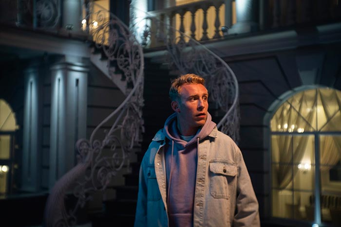 Кадр из сериала Феникс кадр Феникс 2