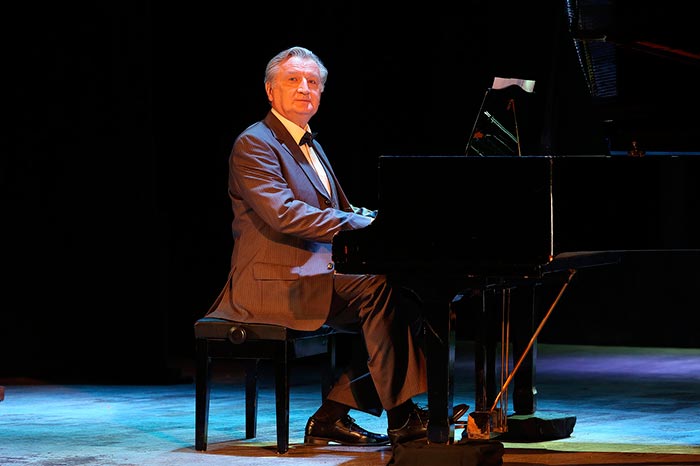 кадр Фермерша 6