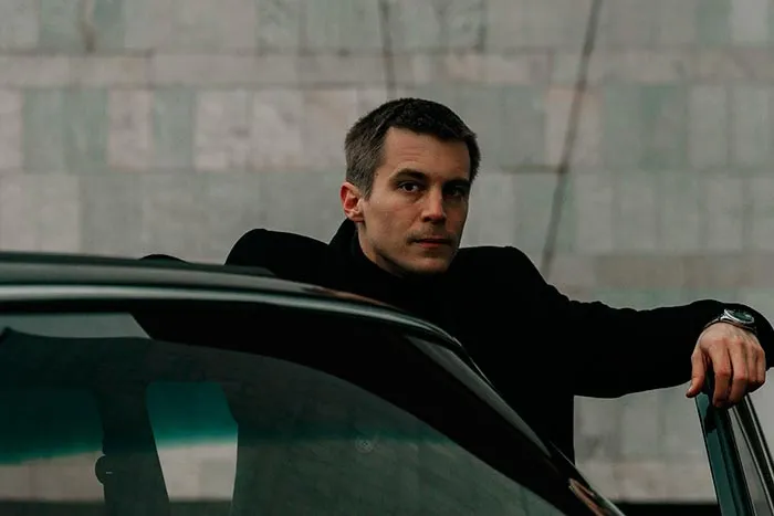 Кадр из сериала Фишер. Затмение кадр Фишер. Затмение 2