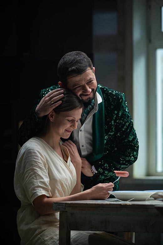 Кадр из сериала Галустян + кадр Галустян + 8