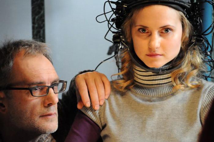 Кадр из сериала Голоса кадр Голоса 3