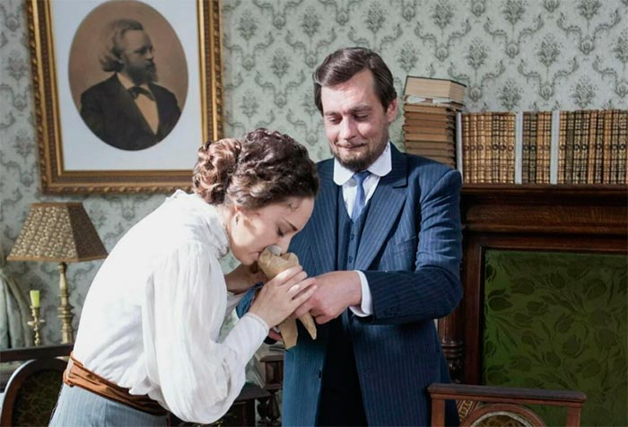 Кадр из сериала Господа-товарищи кадр Господа-товарищи 11