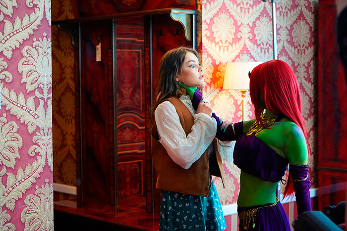 Кадр из сериала Граница миров 2 сезон кадр Граница миров 2 сезон 10