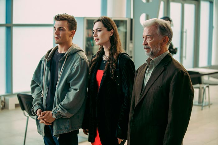 Сериал «Граница Миров» (2024) - сюжет, актеры и роли, кадры из сериала