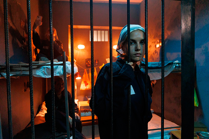 кадр Хай, систерс 6