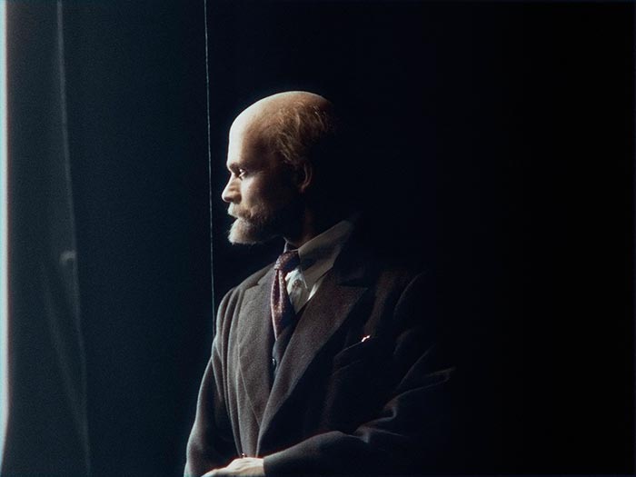 Кадр из сериала Хроники русской революции кадр Хроники русской революции 7