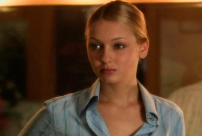 кадр И падает снег 3