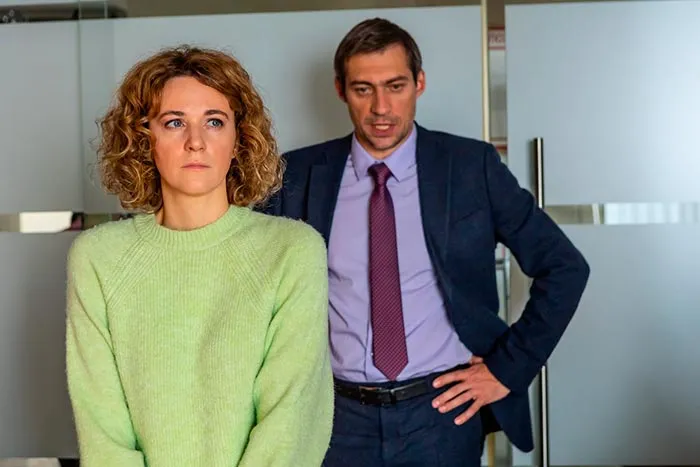 Кадр из сериала Идеальное заблуждение кадр Идеальное заблуждение 3