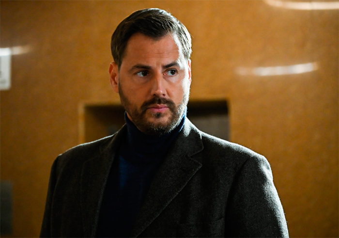 кадр Игра на своём поле 5