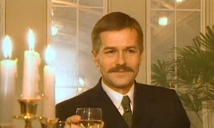 Кадр из сериала Империя под ударом кадр Империя под ударом 3