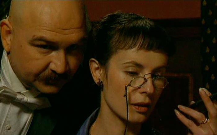 Кадр из сериала Империя под ударом кадр Империя под ударом 7