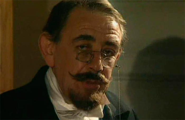 Кадр из сериала Империя под ударом кадр Империя под ударом 11