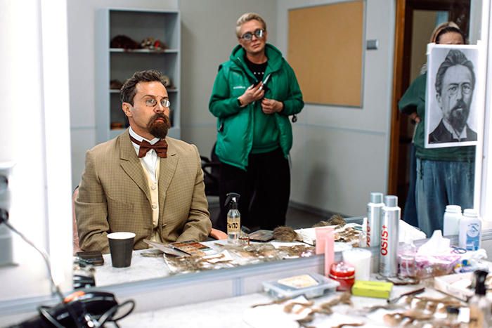 Кадр из сериала Как Деревянко Чехова играл кадр Как Деревянко Чехова играл 3