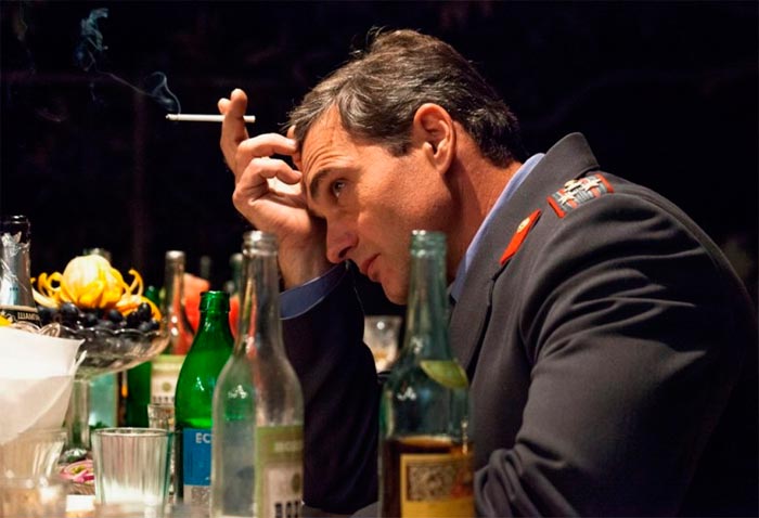 Кадр из сериала Карина красная кадр Карина красная 8