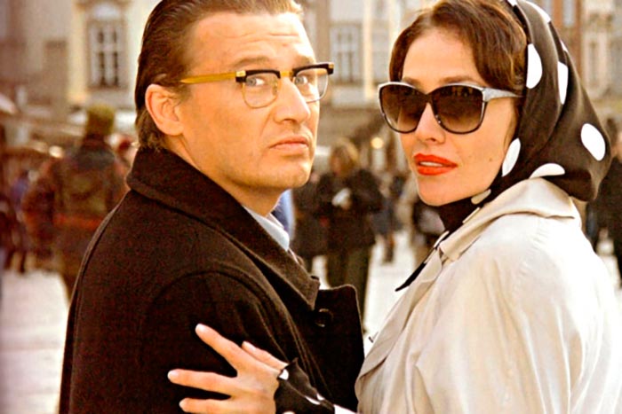 кадр КГБ в смокинге 3