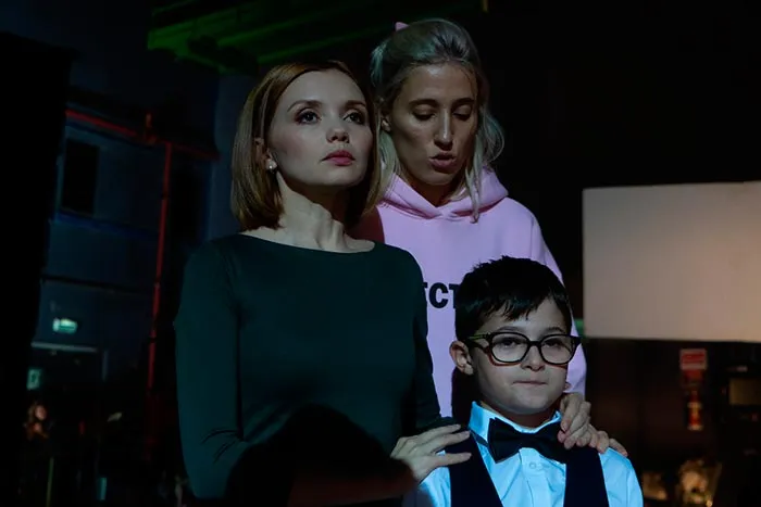Кадр из сериала Бесит кадр Бесит 8