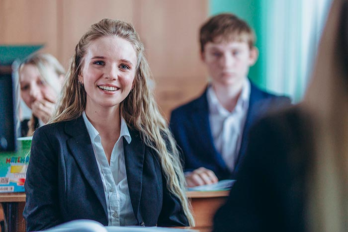 Кадр из сериала Комитет спасения кадр Комитет спасения 8