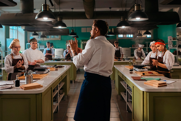 Кадр из сериала Кулинарный техникум кадр Кулинарный техникум 11