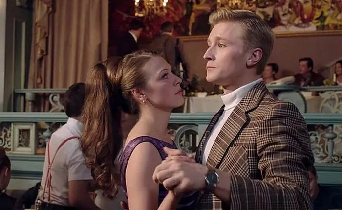 Кадр из сериала Кумир кадр сериал Кумир 2