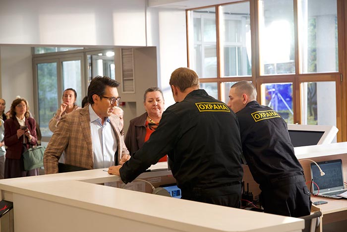 кадр Куплю актрису 9