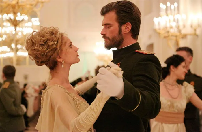 Кадр из сериала Курт Сеит и Александра кадр Курт Сеит и Александра 2