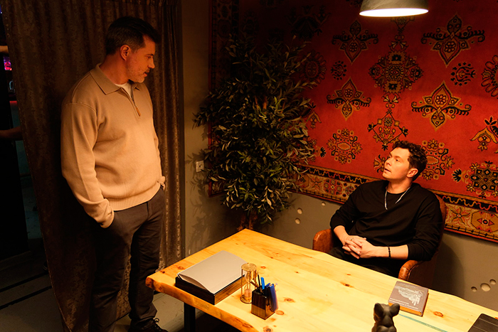 кадр Любить 4