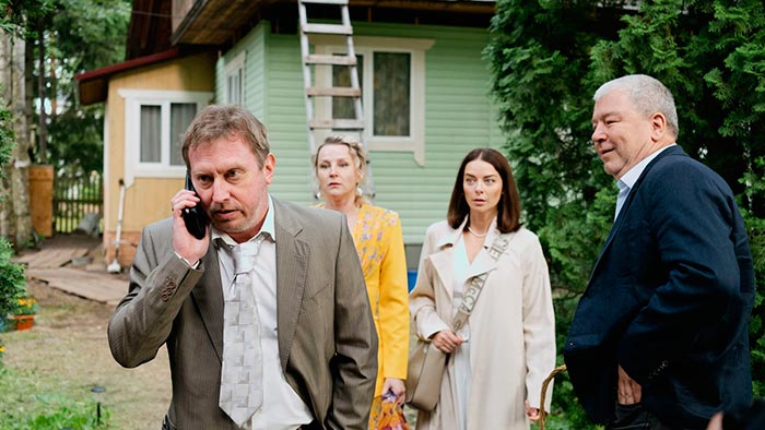 Кадр из сериала Макрон кадр Макрон 4