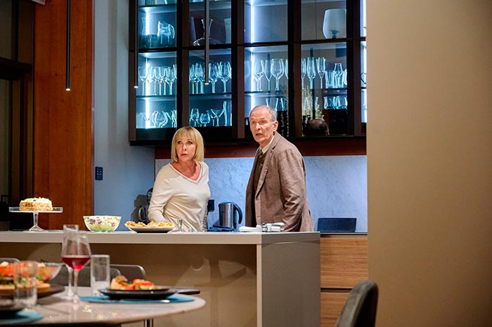 Кадр из сериала Мастодонт кадр Мастодонт 6